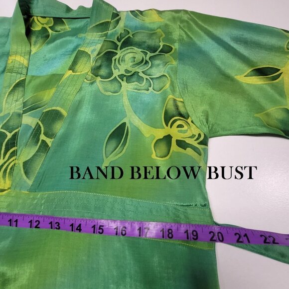 Green Floral Batik Tunic Blouse Top Size S/M - Picture 5 of 10